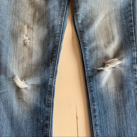 Hippie Laundry Vanilla Star Embroidered Hem Distressed Straight Leg Jeans - Picture 9 of 14